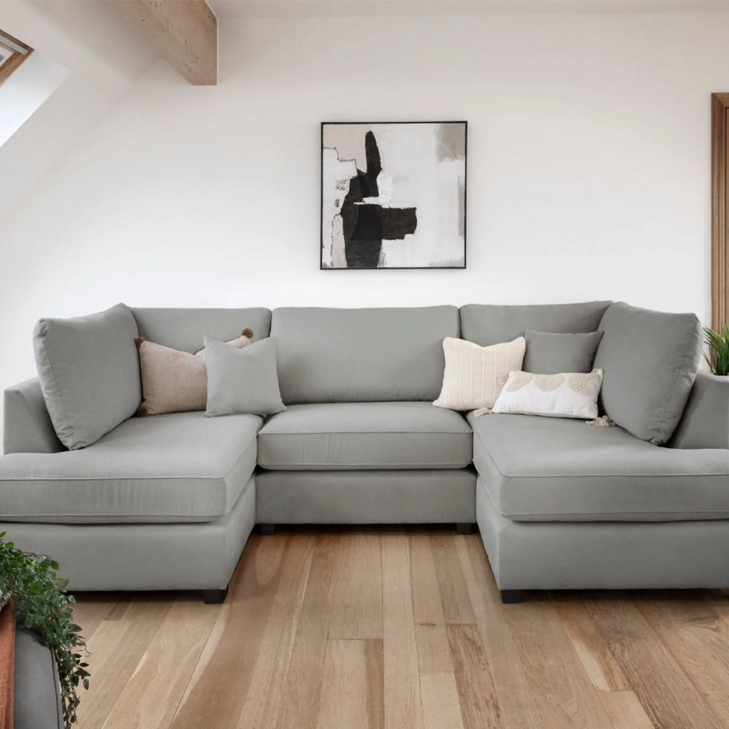 Grey Fabric Upholstery U Shape Corner Sofa Black Feet - Image 2